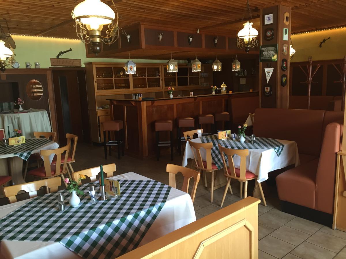 Hotel Schuetzenhaus Bruck  외부 사진